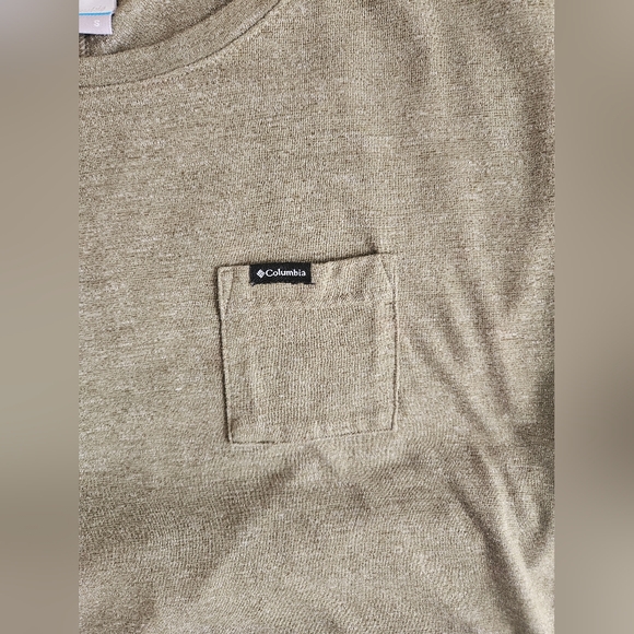 Columbia Pocket Tee (1225) - Picture 3 of 5